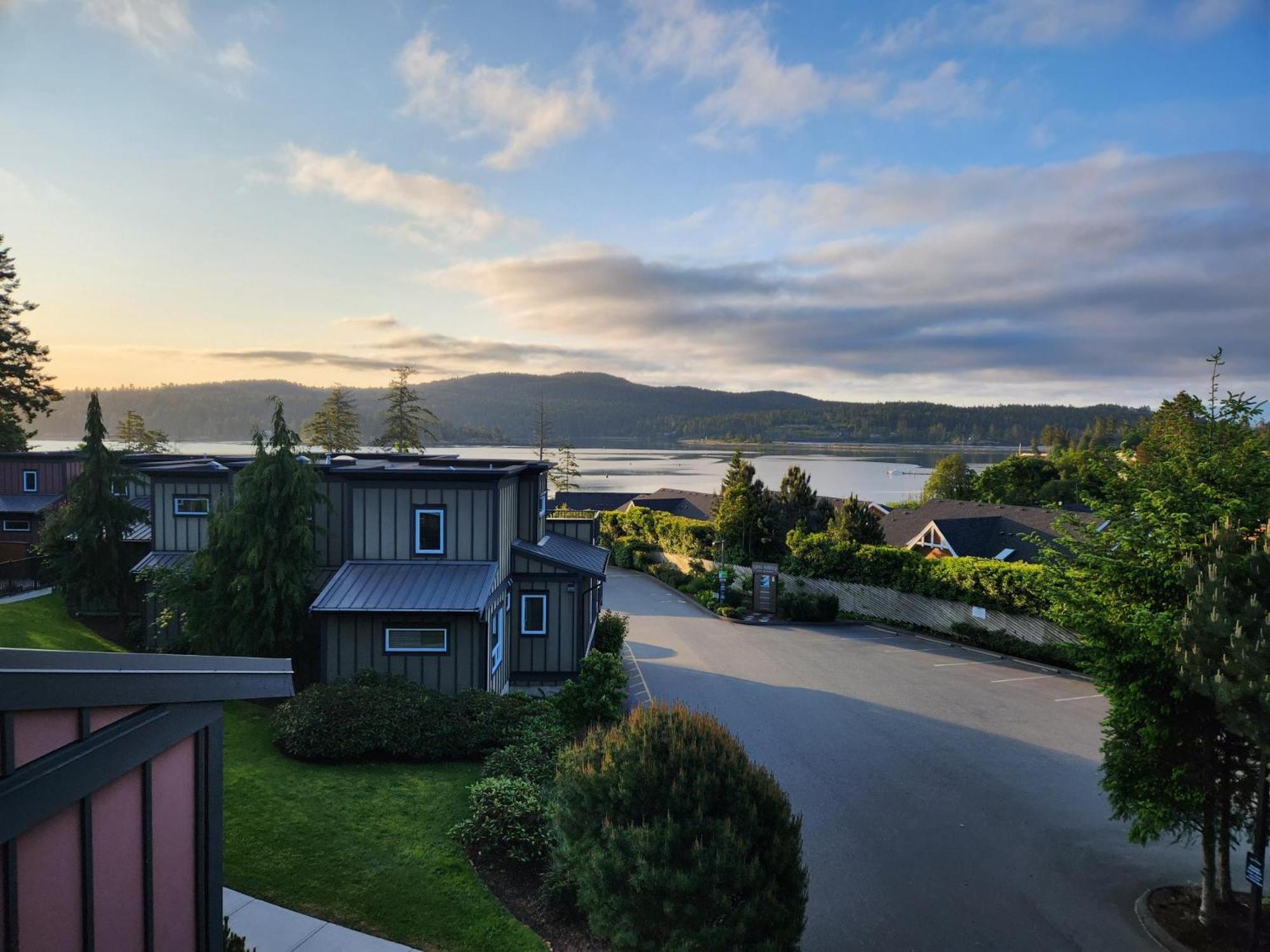 Sheringham Townhouse - Sooke Zewnętrze zdjęcie